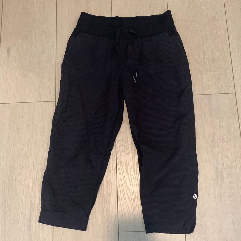 Lululemon cropped pant